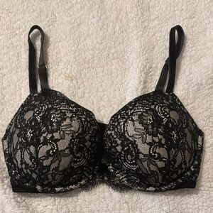 Victoria's Secret Black Lace Underwire push up bra